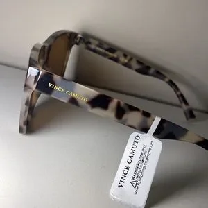 Vince Camuto leopard print sunglasses 100% UV absorptive Vince Camuto VC1069 LE Geometric Sunglasses Leopard Frame  main image 2